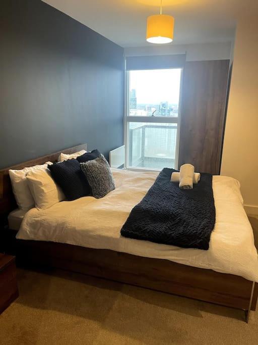 Lovely 2-Bedroom Condo With Balcony Manchester Eksteriør billede